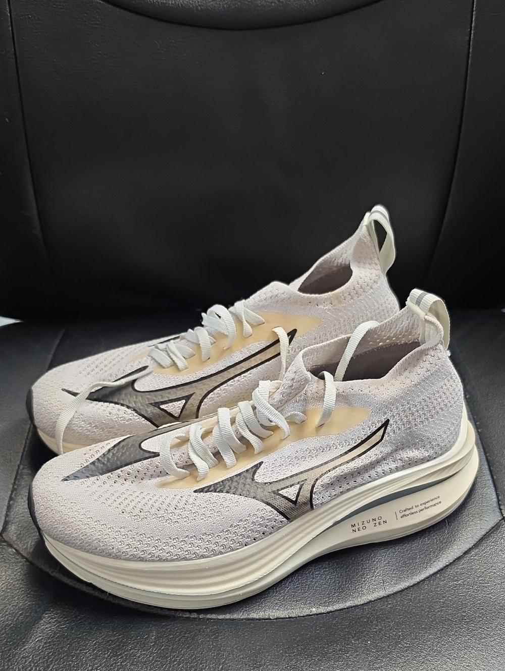Mizuno Women's White Knit Running Shoes with Black Logo